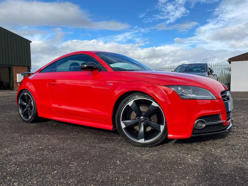 AUDI TT