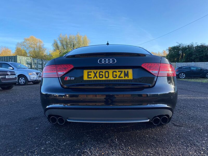 AUDI S5