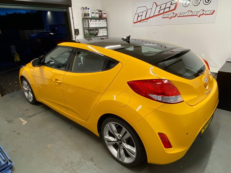 HYUNDAI VELOSTER