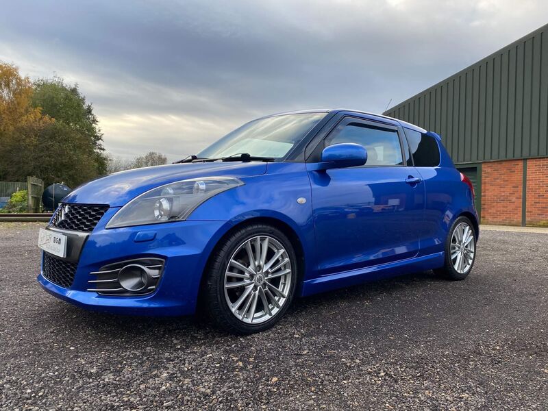 SUZUKI SWIFT