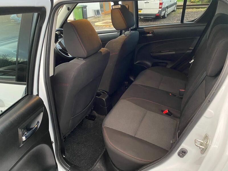 SUZUKI SWIFT