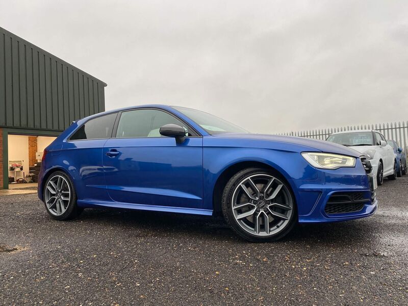 AUDI S3