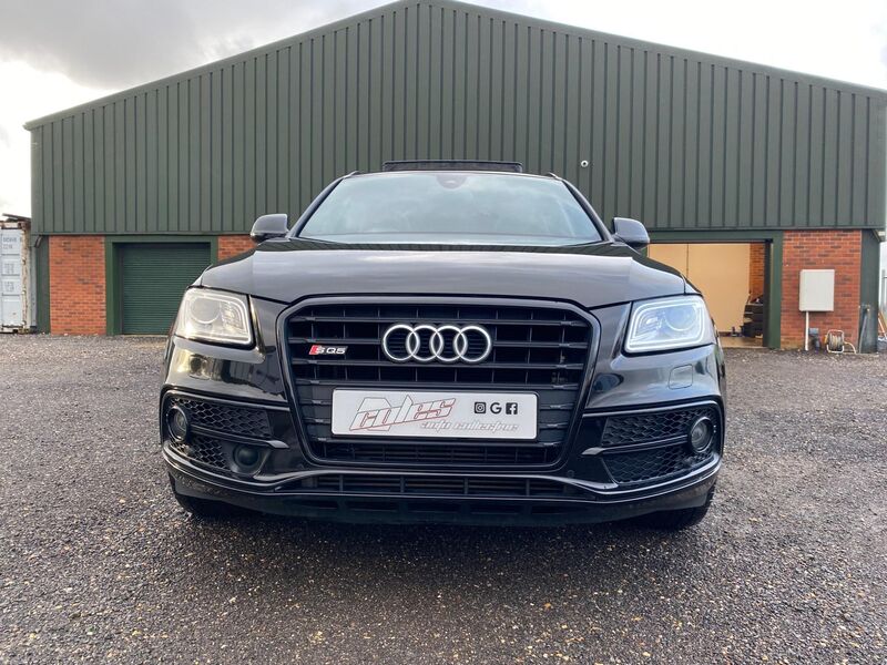 AUDI SQ5