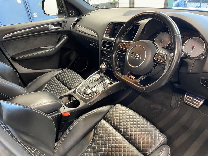 AUDI SQ5