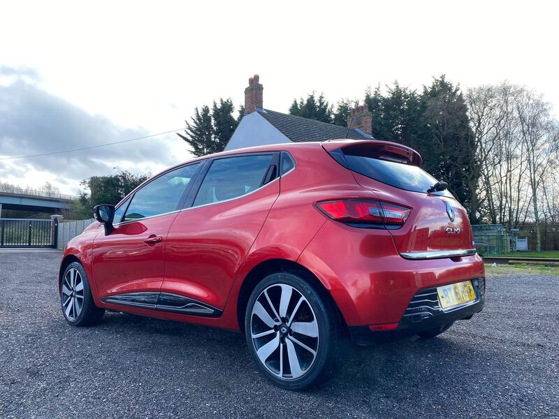 RENAULT CLIO