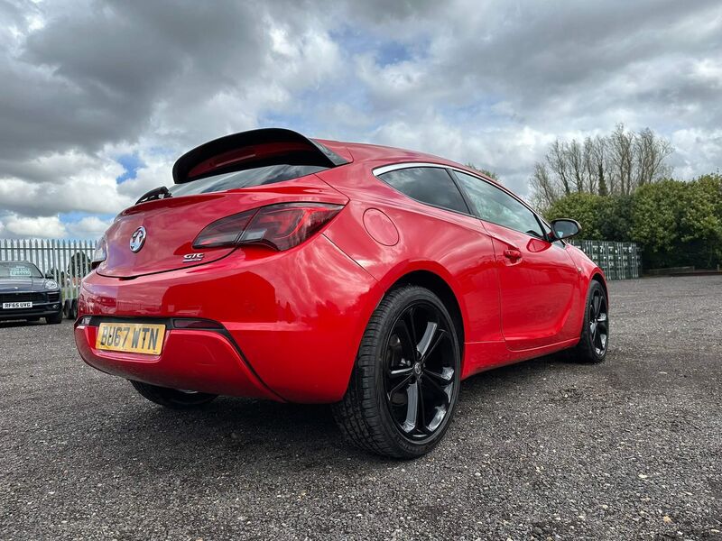 View VAUXHALL ASTRA GTC 1.6 CDTi ecoTEC Limited Edition Euro 6 (s/s) 3dr