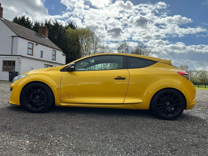 RENAULT MEGANE