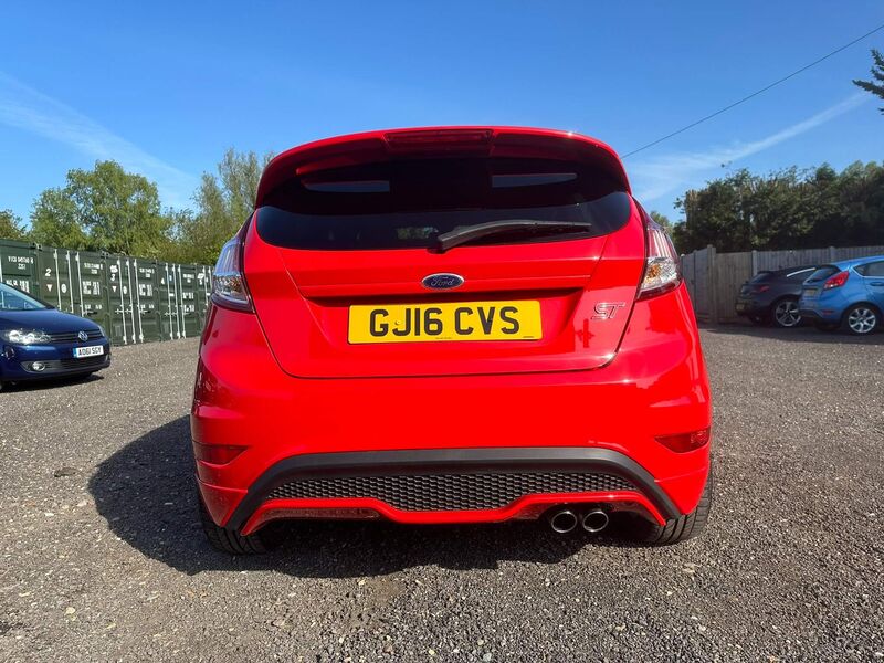 FORD FIESTA