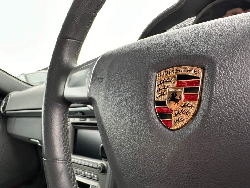 PORSCHE CAYMAN