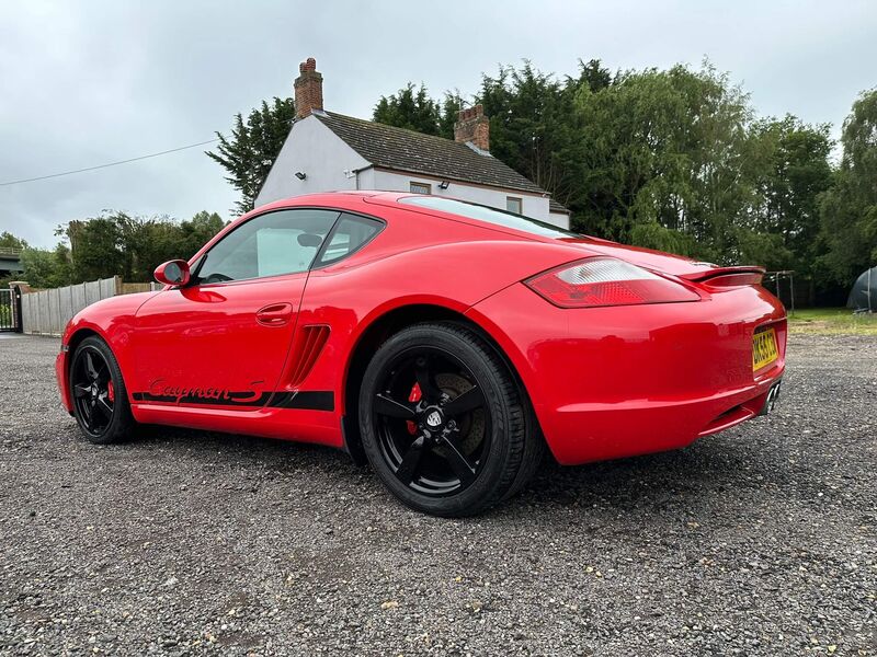 PORSCHE CAYMAN