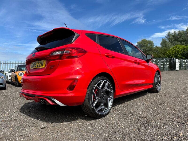 FORD FIESTA