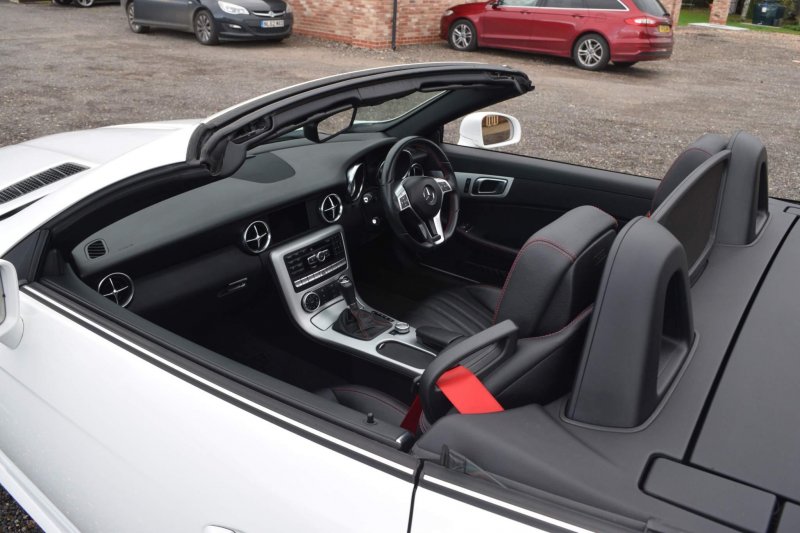 MERCEDES-BENZ SLK