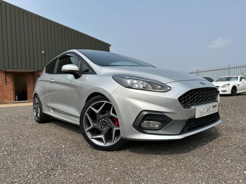 View FORD FIESTA 1.5T EcoBoost ST-3 Euro 6 (s/s) 3dr