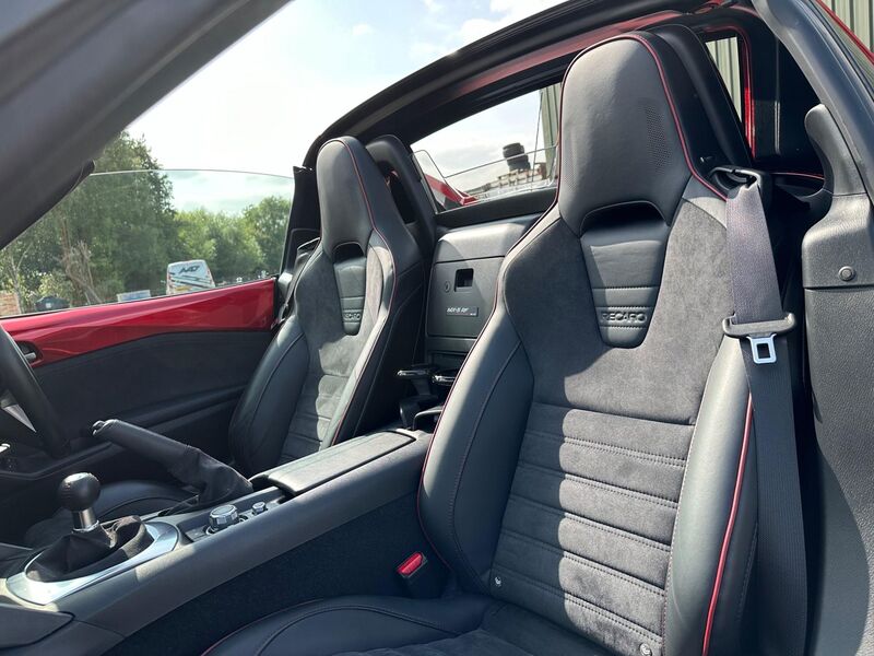 MAZDA MX-5