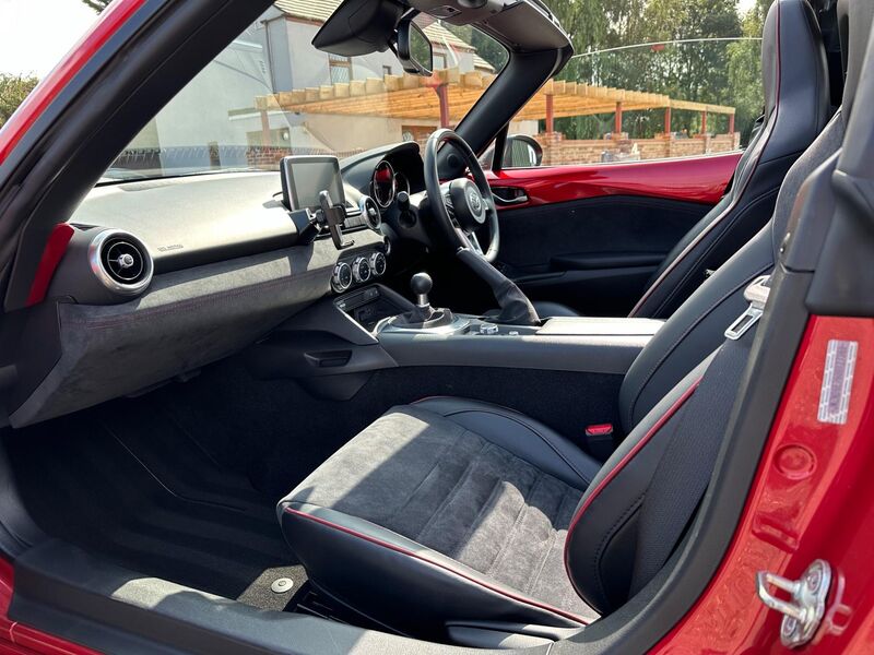 MAZDA MX-5