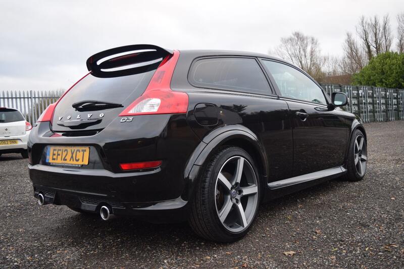 View VOLVO C30 2.0 D3 R-Design