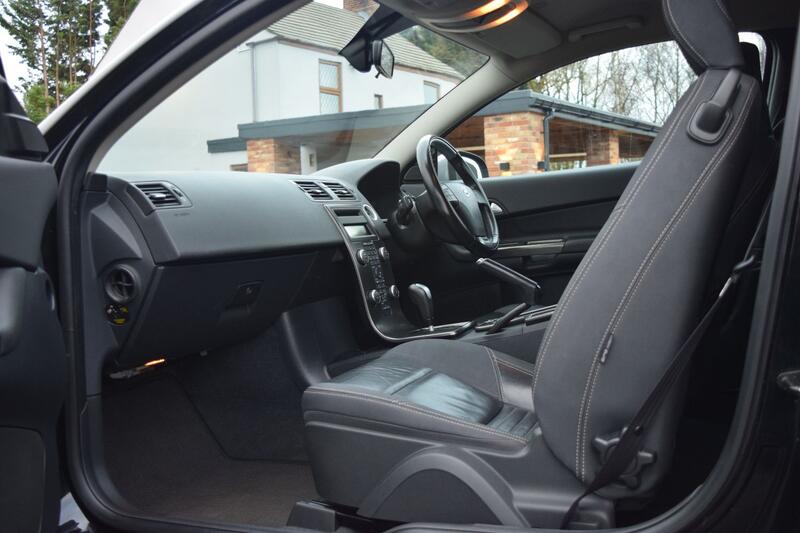 VOLVO C30