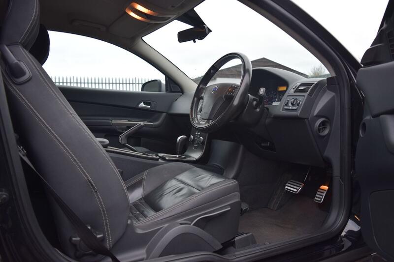 VOLVO C30