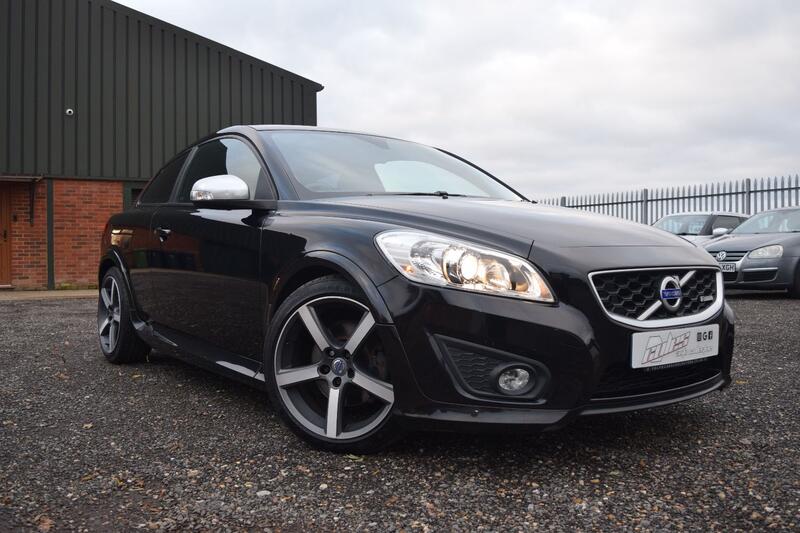 View VOLVO C30 2.0 D3 R-Design