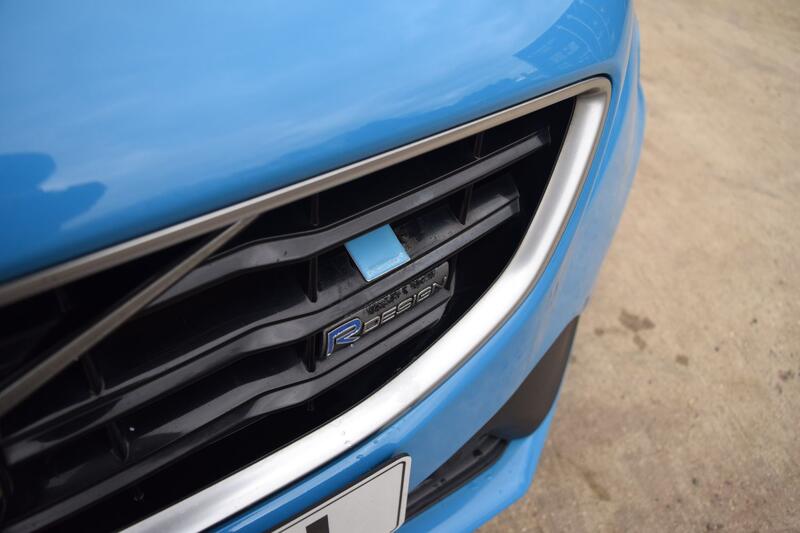 VOLVO V40