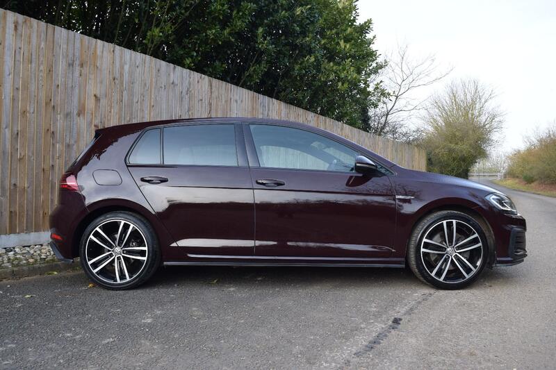View VOLKSWAGEN GOLF 2.0 TDI GTD