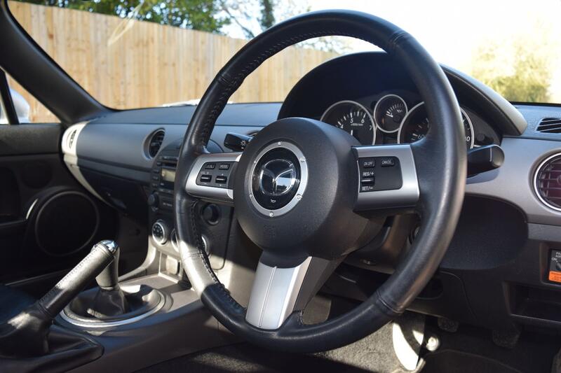 MAZDA MX-5