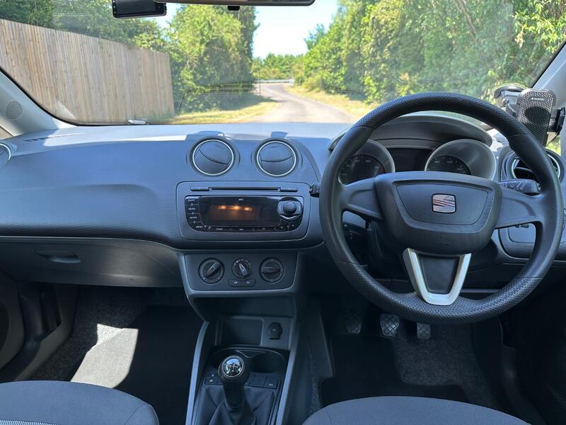 SEAT IBIZA