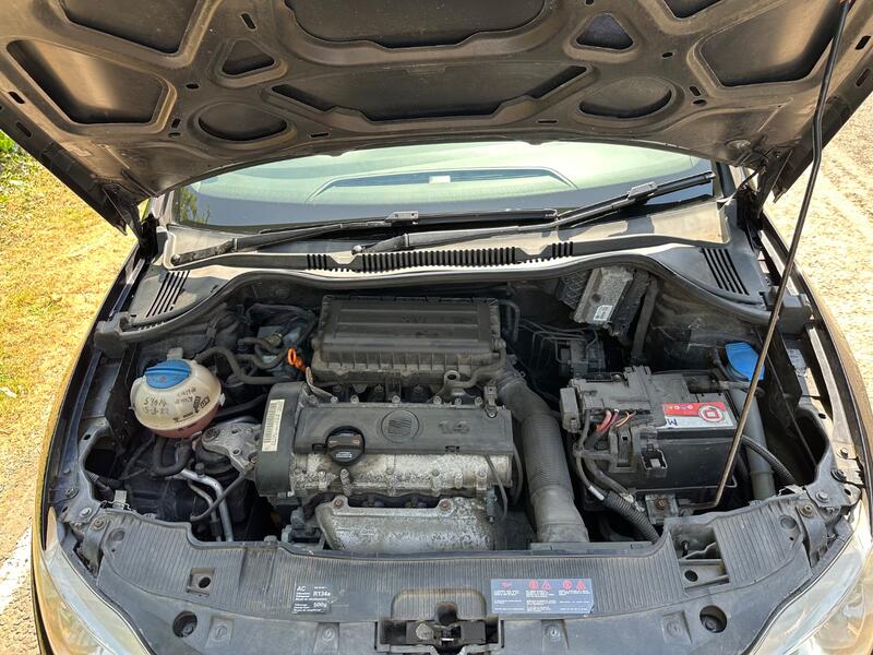 SEAT IBIZA