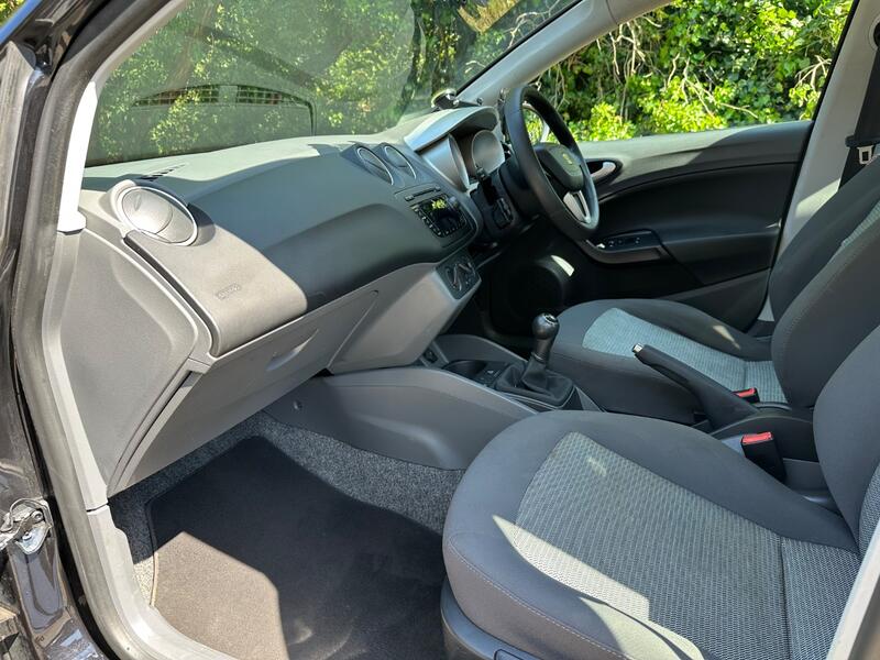 SEAT IBIZA