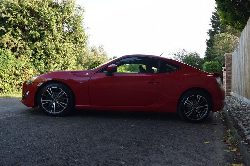 TOYOTA GT86
