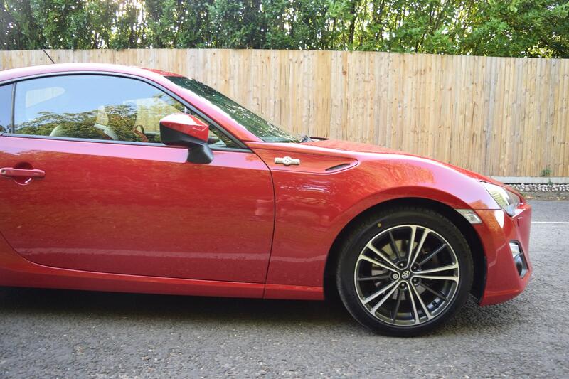 TOYOTA GT86