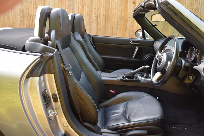 MAZDA MX-5