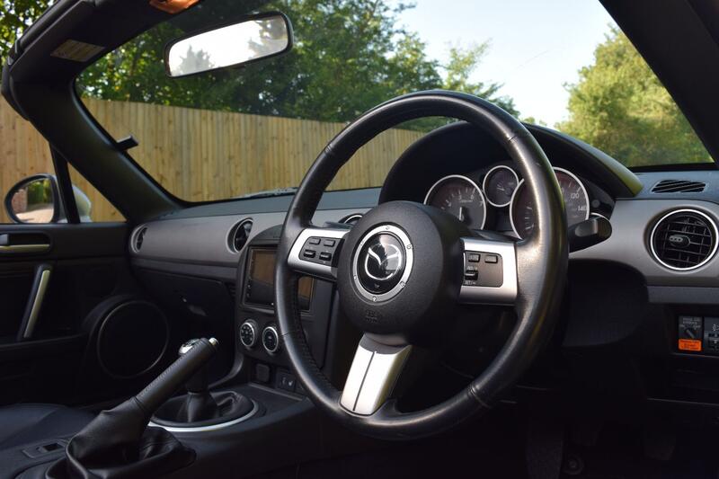 MAZDA MX-5