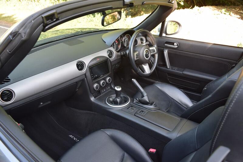 MAZDA MX-5