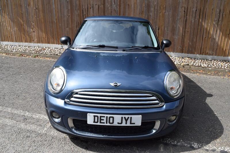 View MINI HATCH 1.4 One Hatch