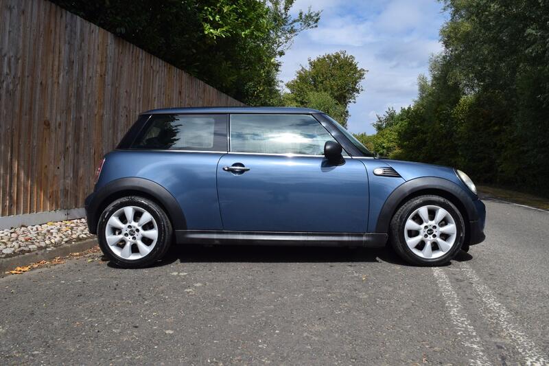 View MINI HATCH 1.4 One Hatch