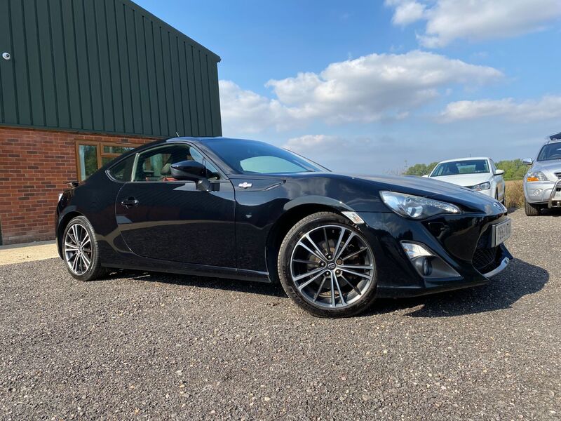 View TOYOTA GT86 D-4S