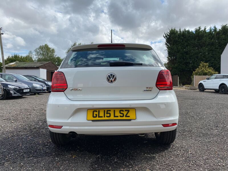 VOLKSWAGEN POLO