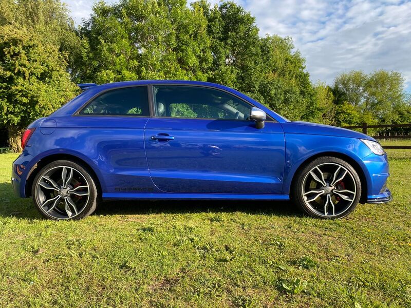 View AUDI A1 S1 QUATTRO