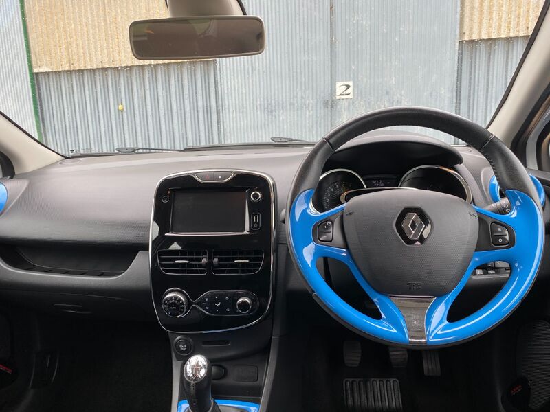 RENAULT CLIO