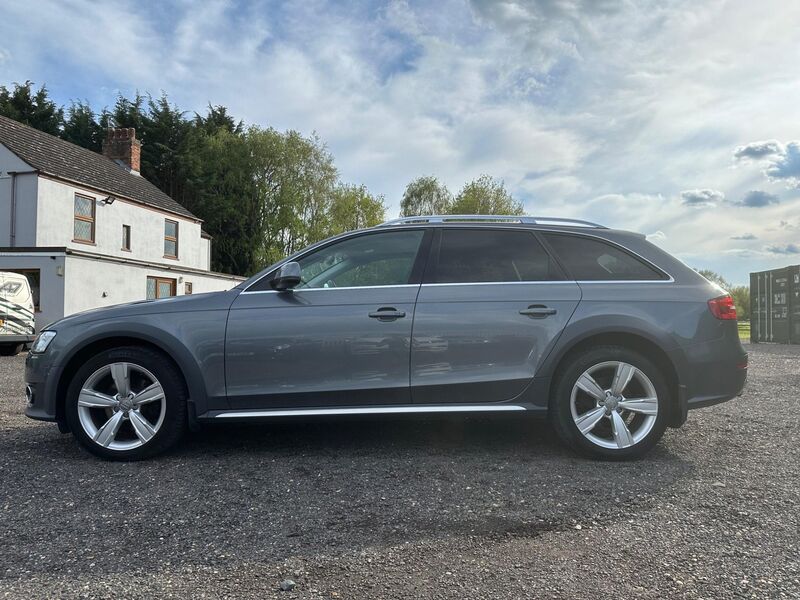 AUDI A4 ALLROAD