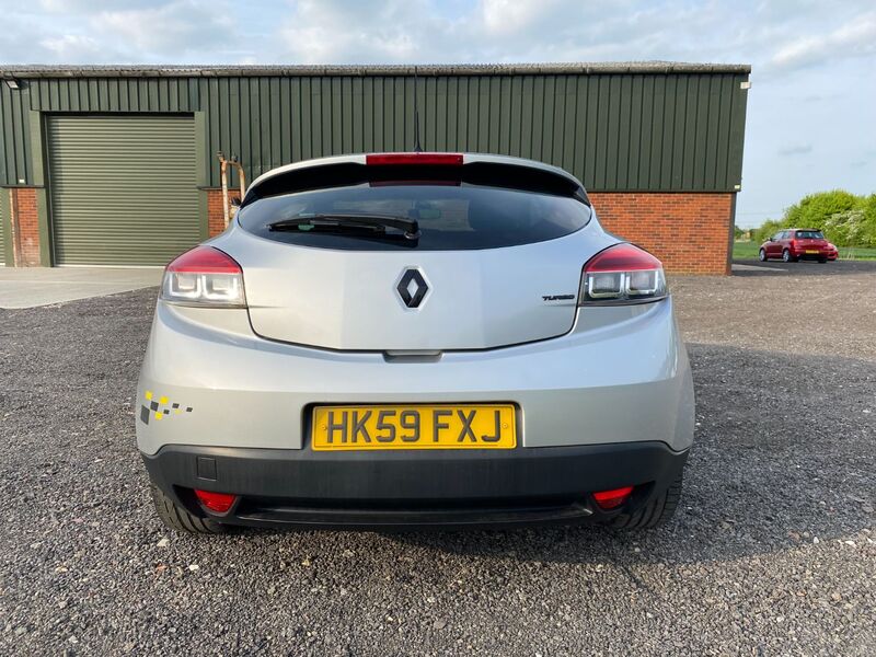 RENAULT MEGANE