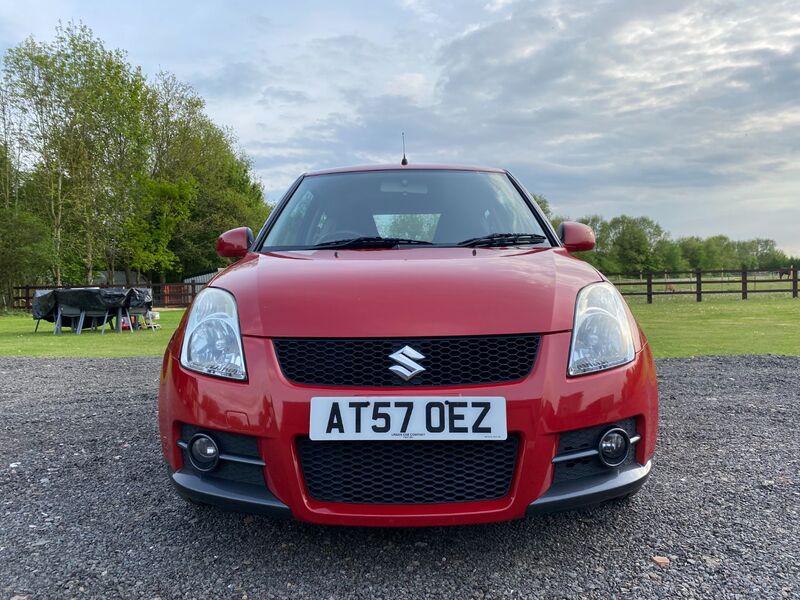 SUZUKI SWIFT