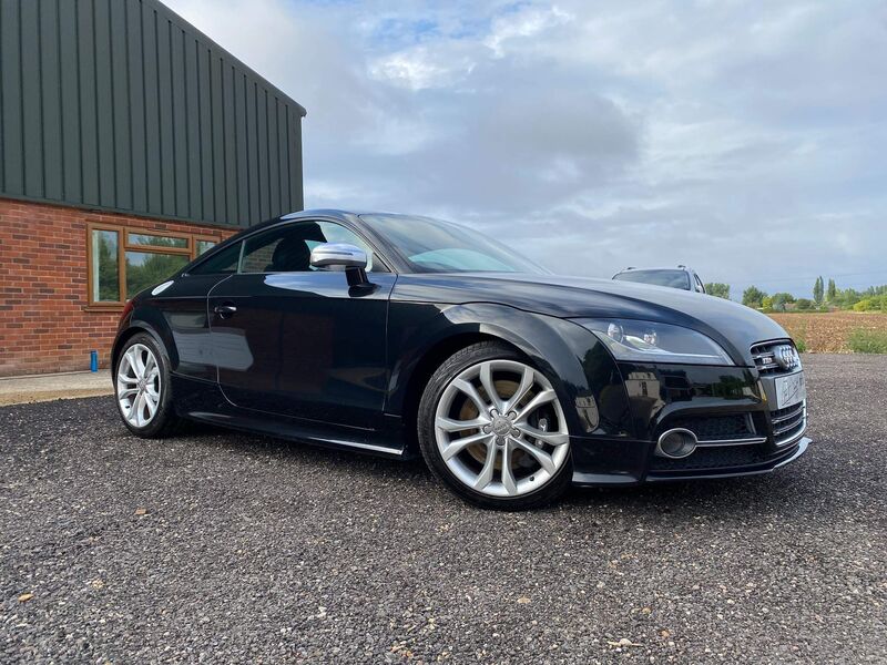 View AUDI TTS 2.0 TFSI quattro Euro 5 3dr