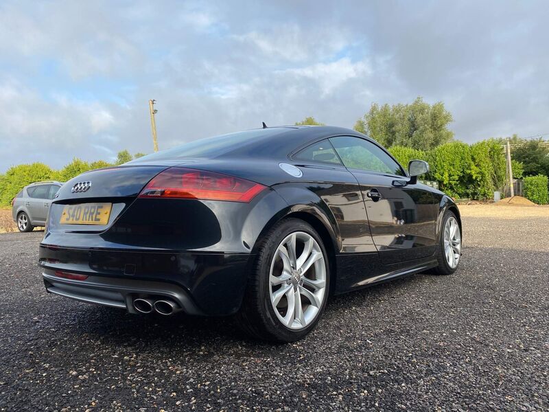 View AUDI TTS 2.0 TFSI quattro Euro 5 3dr