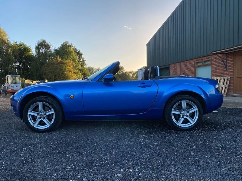 MAZDA MX-5