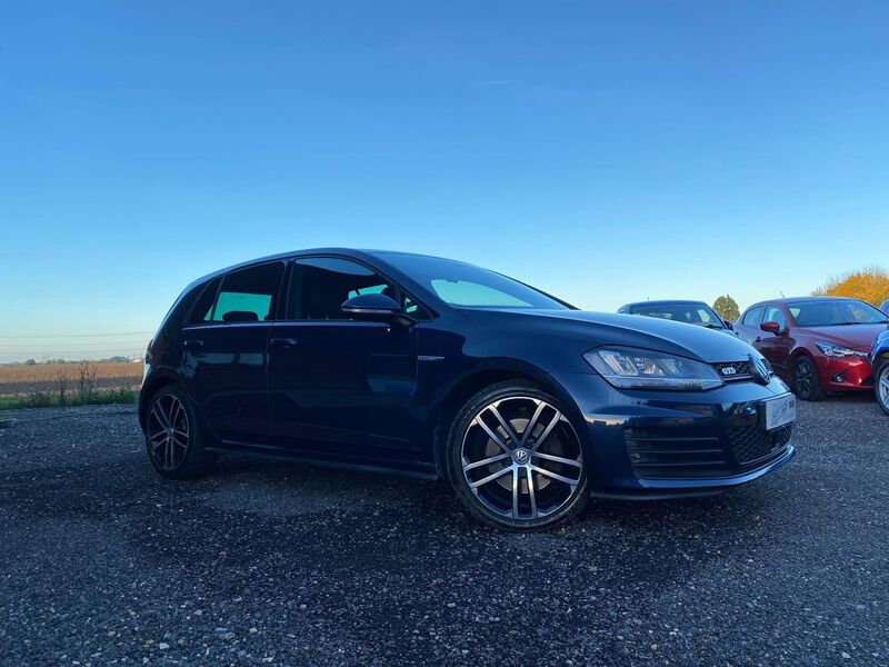 View VOLKSWAGEN GOLF 2.0 TDI BlueMotion Tech GTD Euro 6 ss 5dr