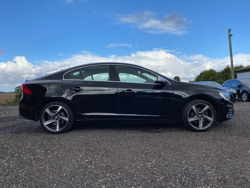 View VOLVO S60 2.0 D3 R-Design Lux Nav Euro 6 (s/s) 4dr