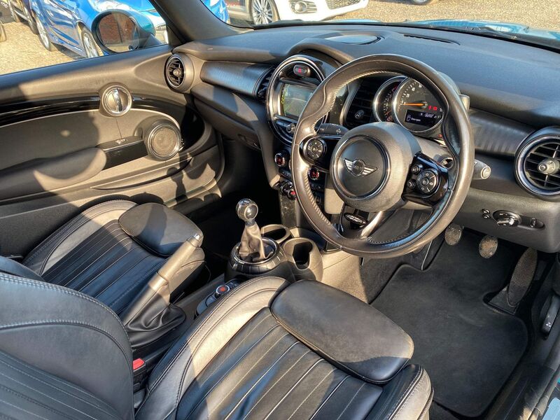 MINI CONVERTIBLE