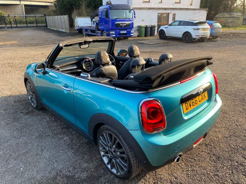 View MINI CONVERTIBLE 1.5 Cooper Euro 6 (s/s) 2dr